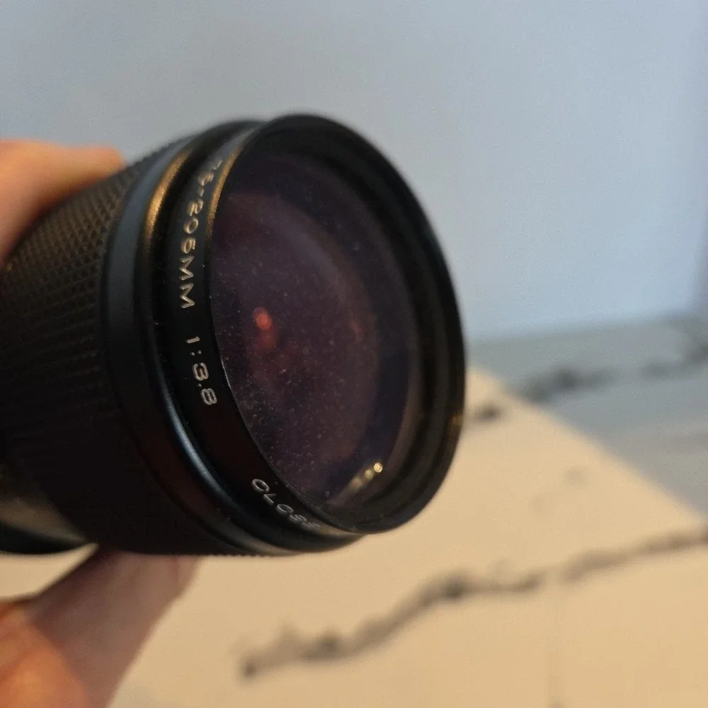 Vintage Vivitar 75-205 mm 1:3.8 Close Focusing Auto‎ Zoom Lens Asanuma Case